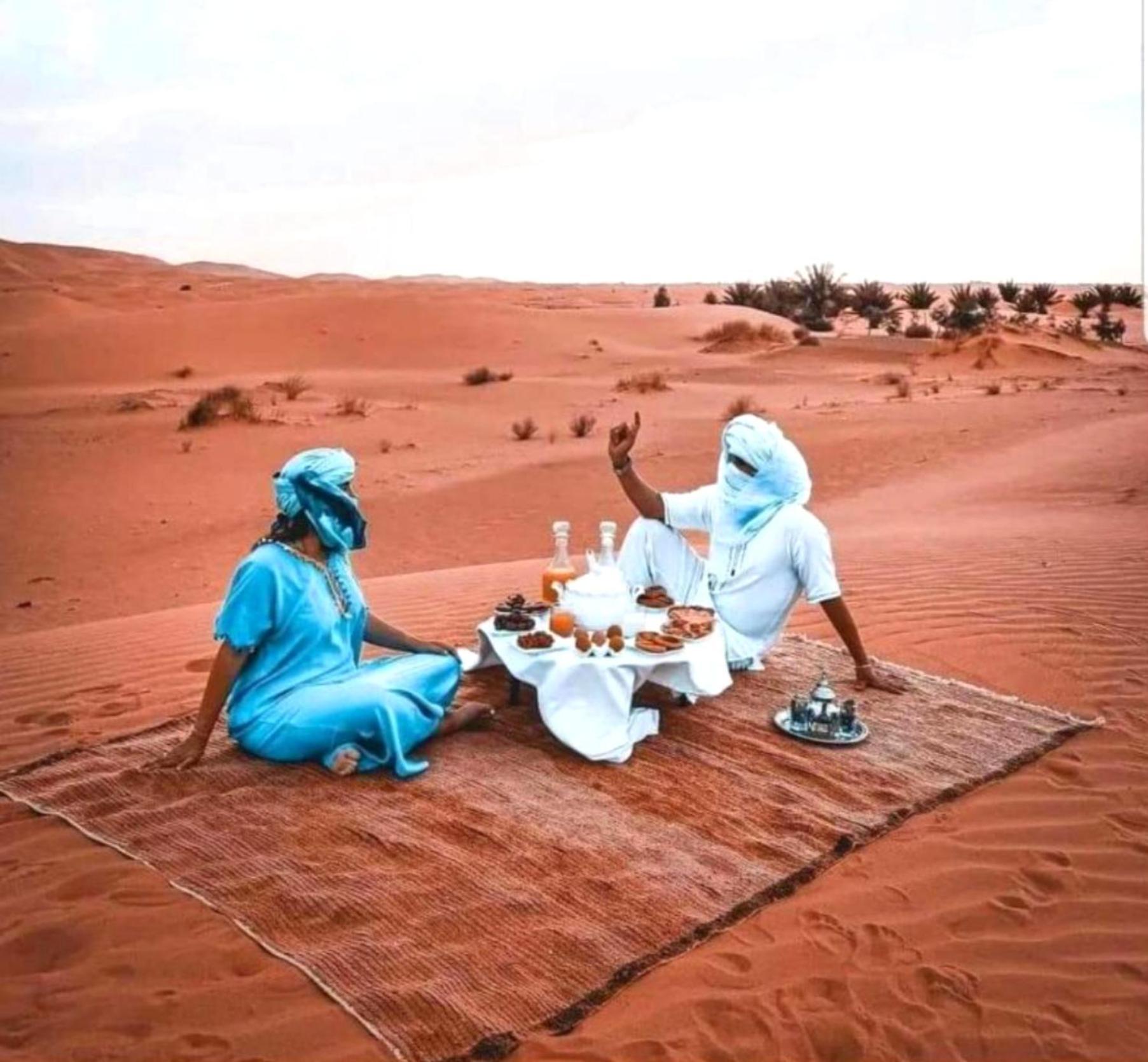 Luxury Bedouin Camp Bed & Breakfast Merzouga Exterior photo
