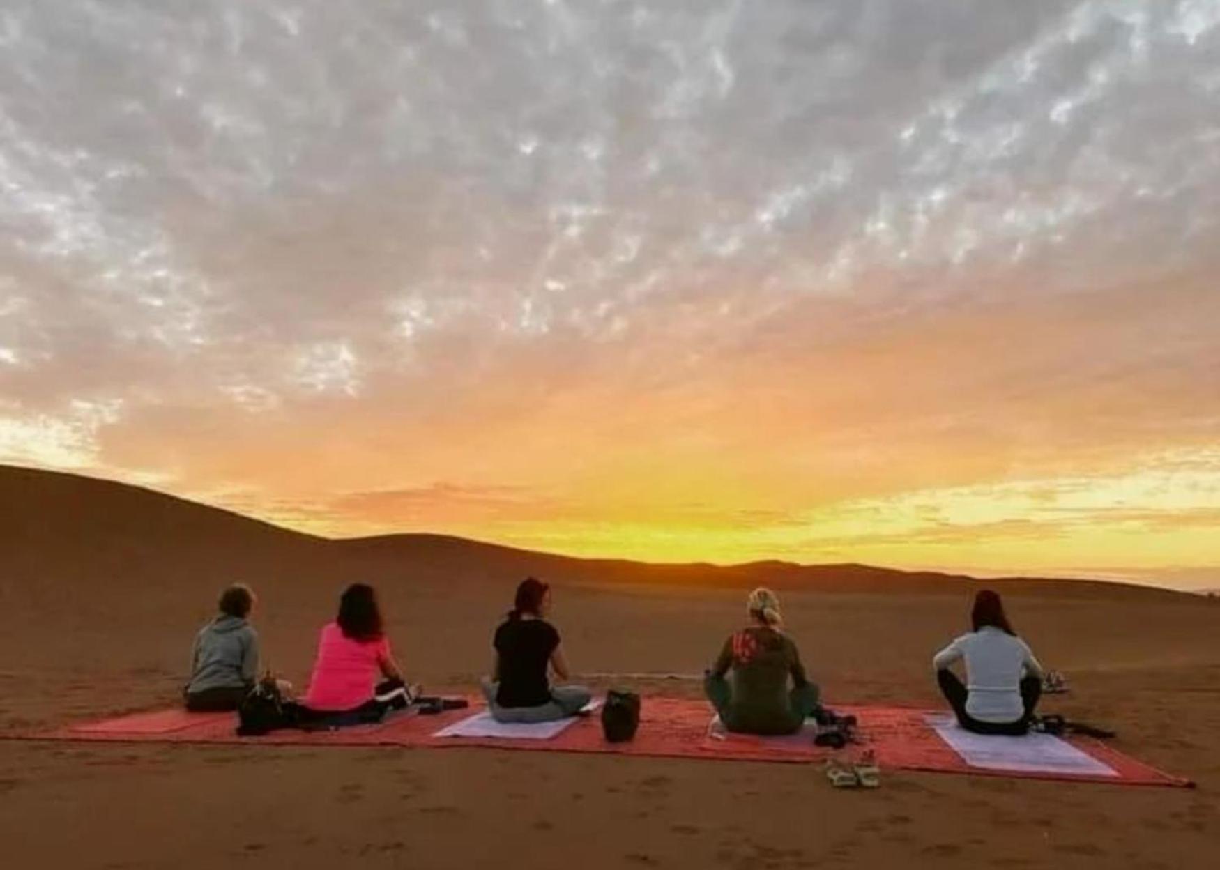 Luxury Bedouin Camp Bed & Breakfast Merzouga Exterior photo