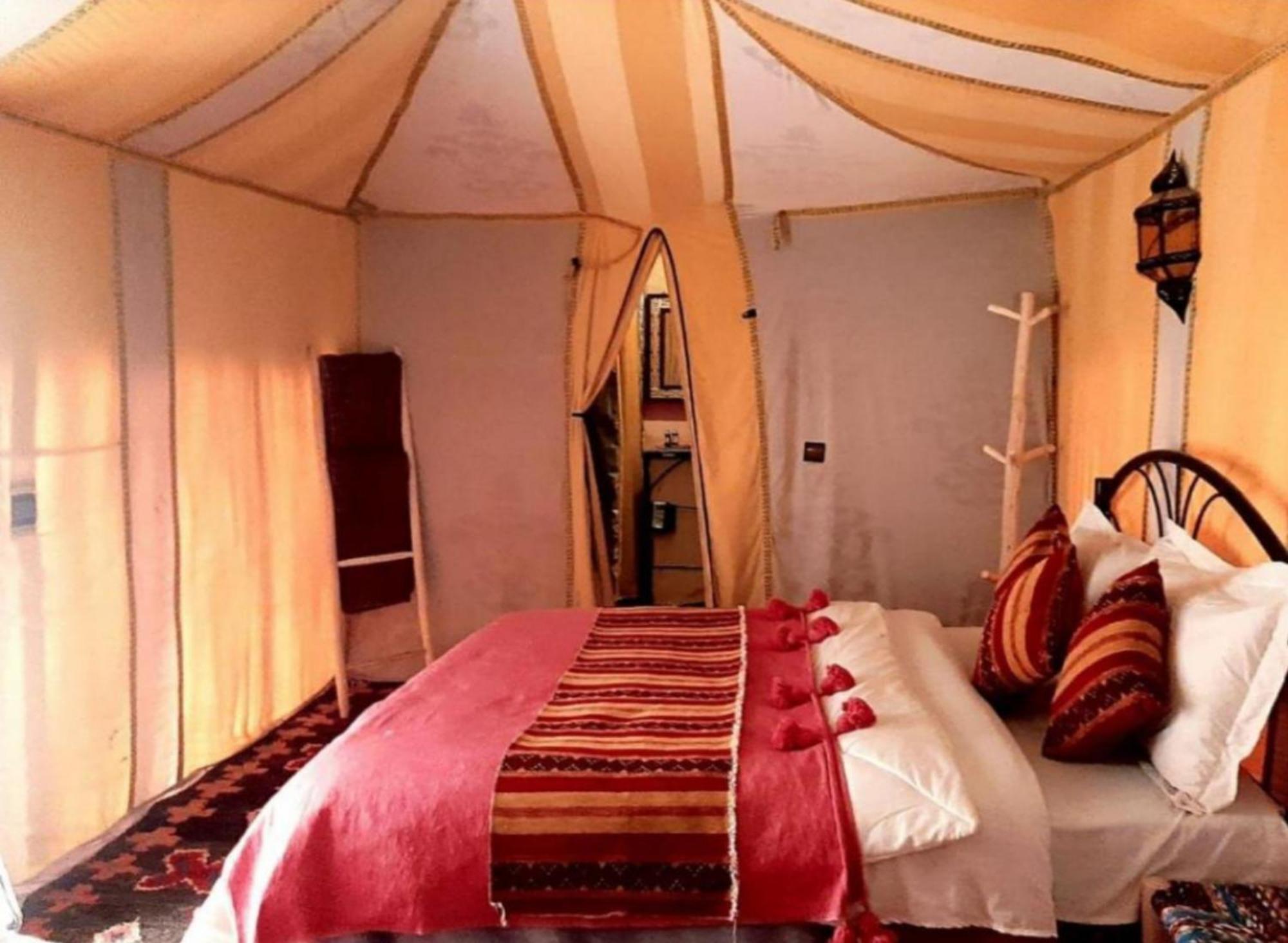 Luxury Bedouin Camp Bed & Breakfast Merzouga Exterior photo